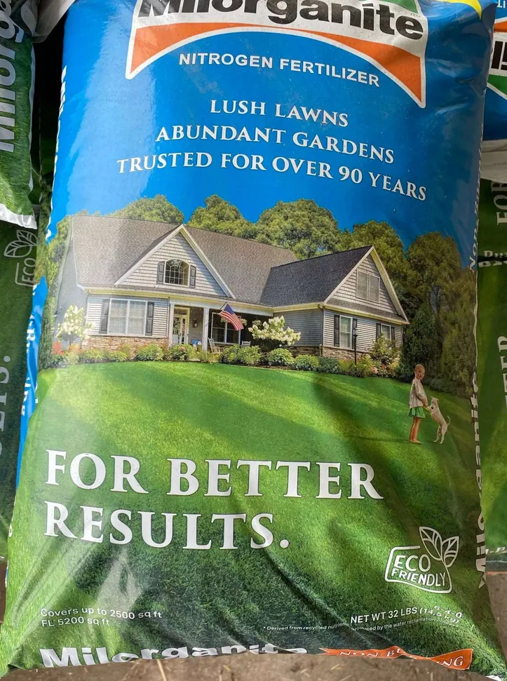 Best Fertilizer for Clay Soil Lawns (And When to Apply It) 2 Miloganite Organic Nitrogen Fertilizer